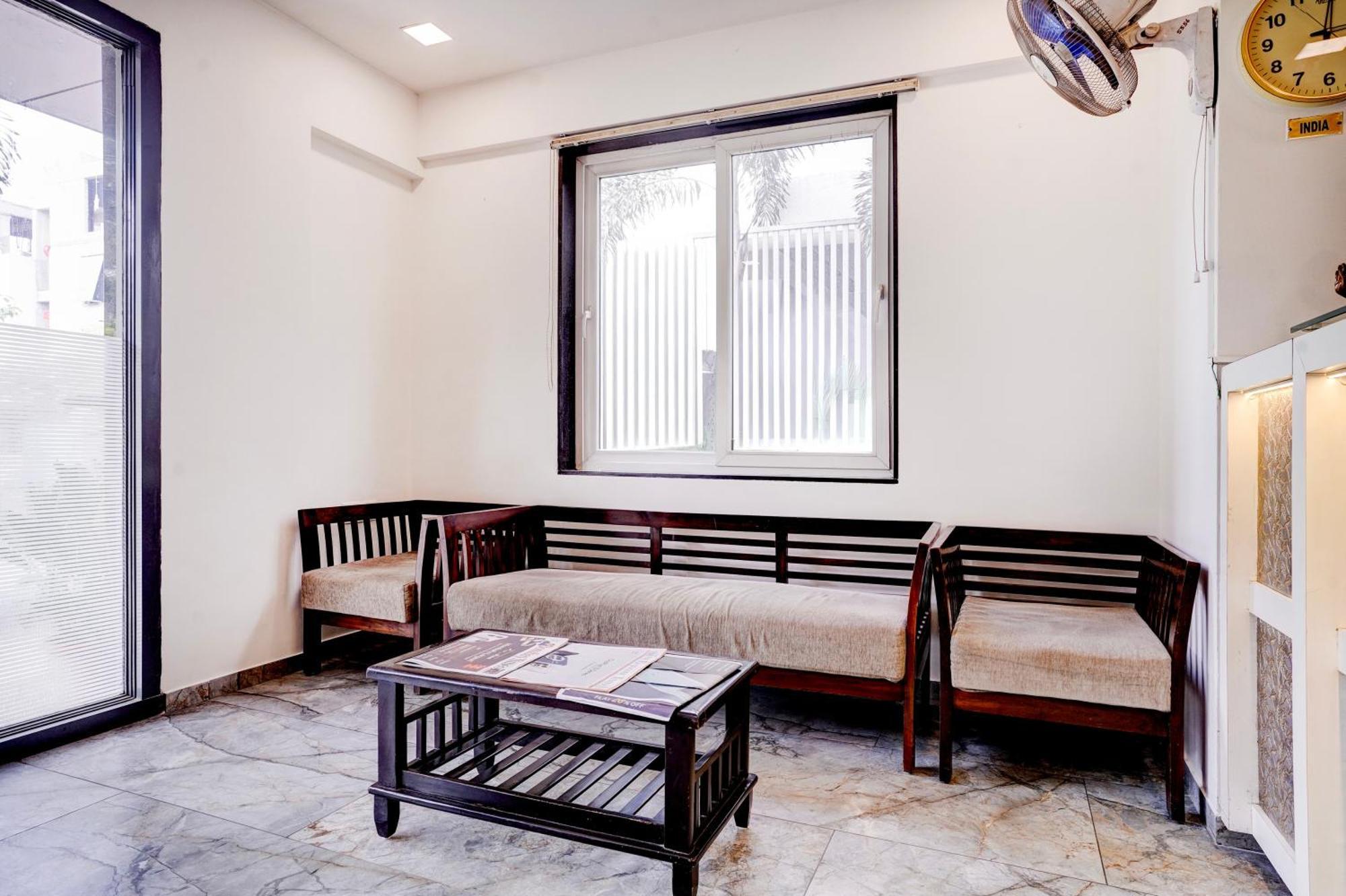 Townhouse Oak Kopar Khairane Navi Mumbai Formerly Ivy Hotel Eksteriør billede