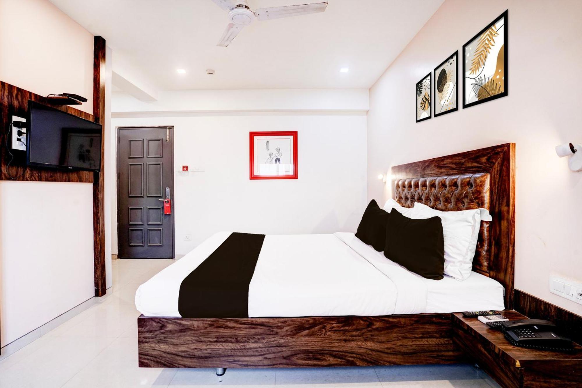 Townhouse Oak Kopar Khairane Navi Mumbai Formerly Ivy Hotel Eksteriør billede