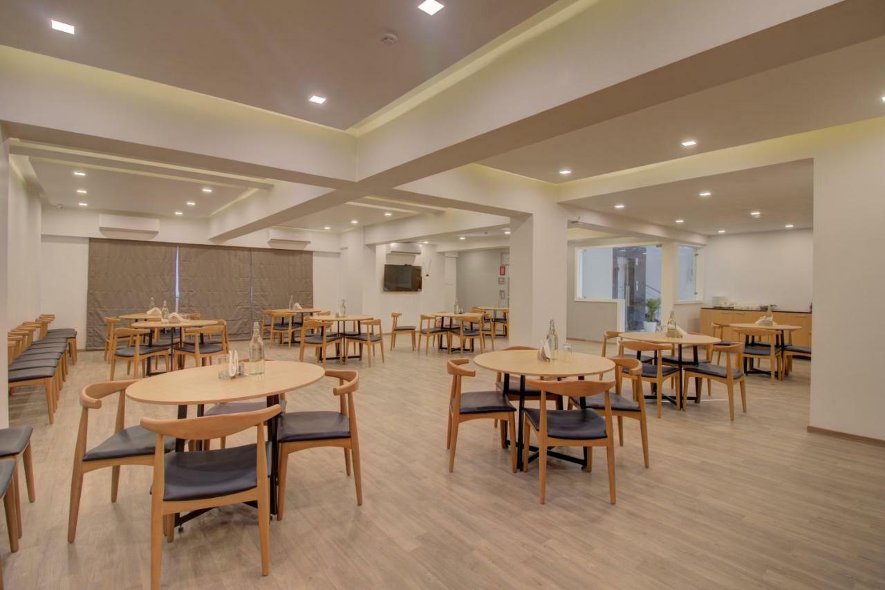 Townhouse Oak Kopar Khairane Navi Mumbai Formerly Ivy Hotel Eksteriør billede